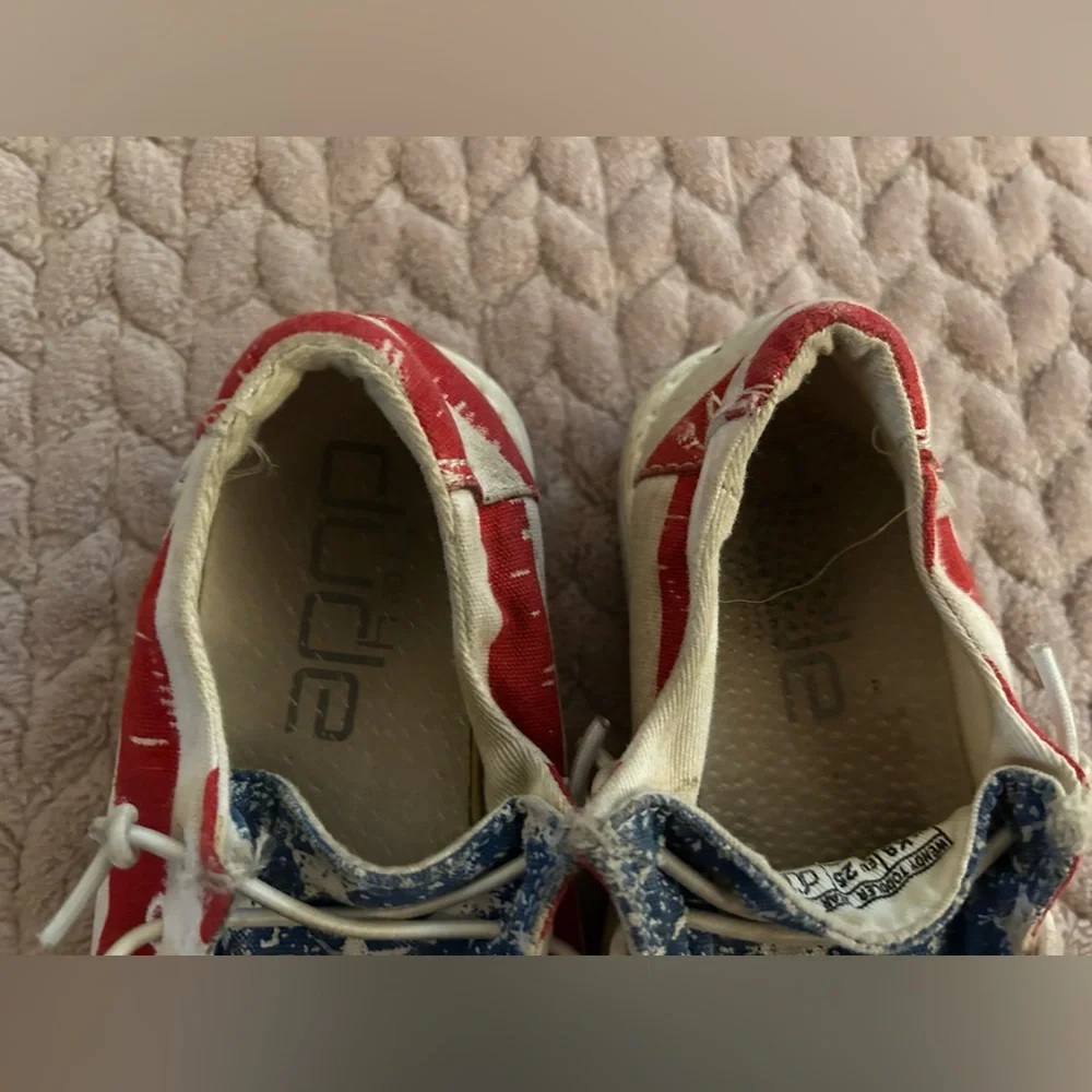 Hey Dude American Flag Red White & Blue SHOES Stars & Stripes kids size 8 (lotB)